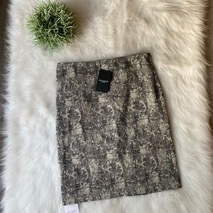 🆕 MM LAFLEUR Noho Skirt Crackle Size 6